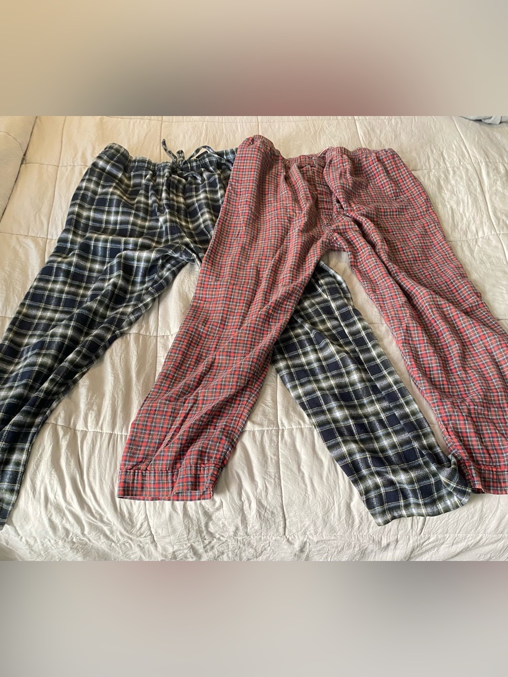 Hanes Men’s Plaid pajama Pants - Red & Navy
